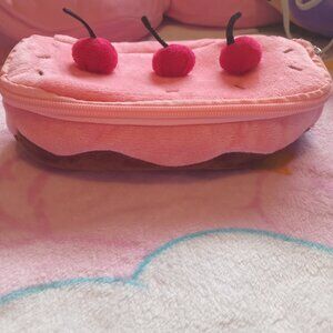 Cake Cosmetics Pouch